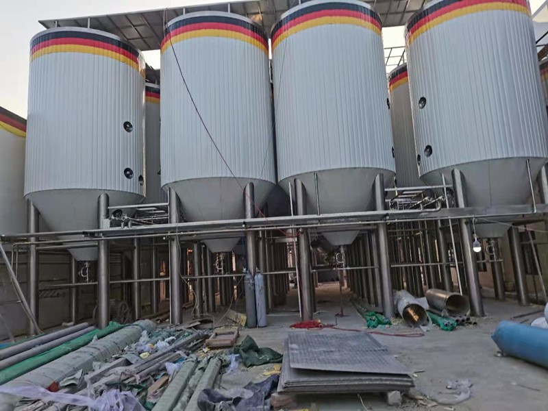 10000L-BEER FERMENTER-jacketed-for sale.jpg